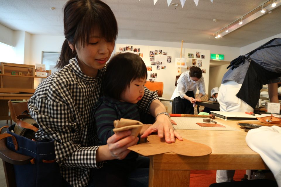 革小物つくりワークショップ