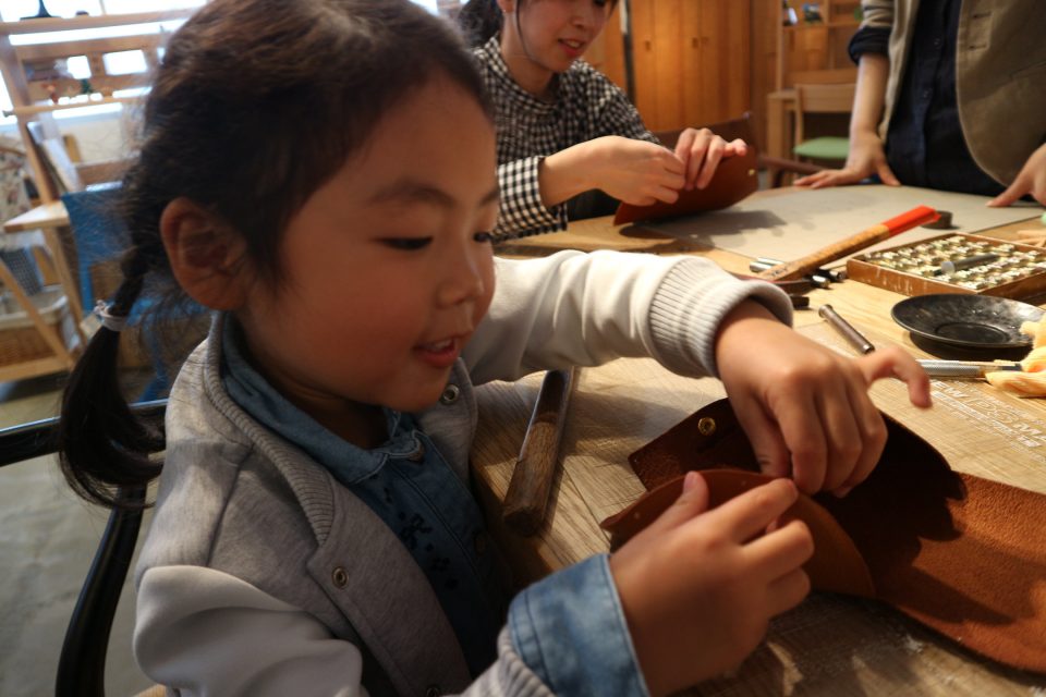 革小物つくりワークショップ