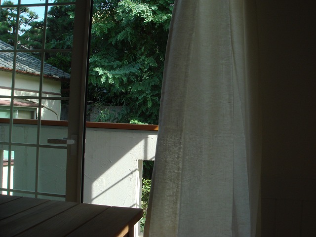 リネンカーテンを新潟市のボー・デコールで展示しております