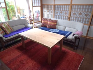 リビングテーブル