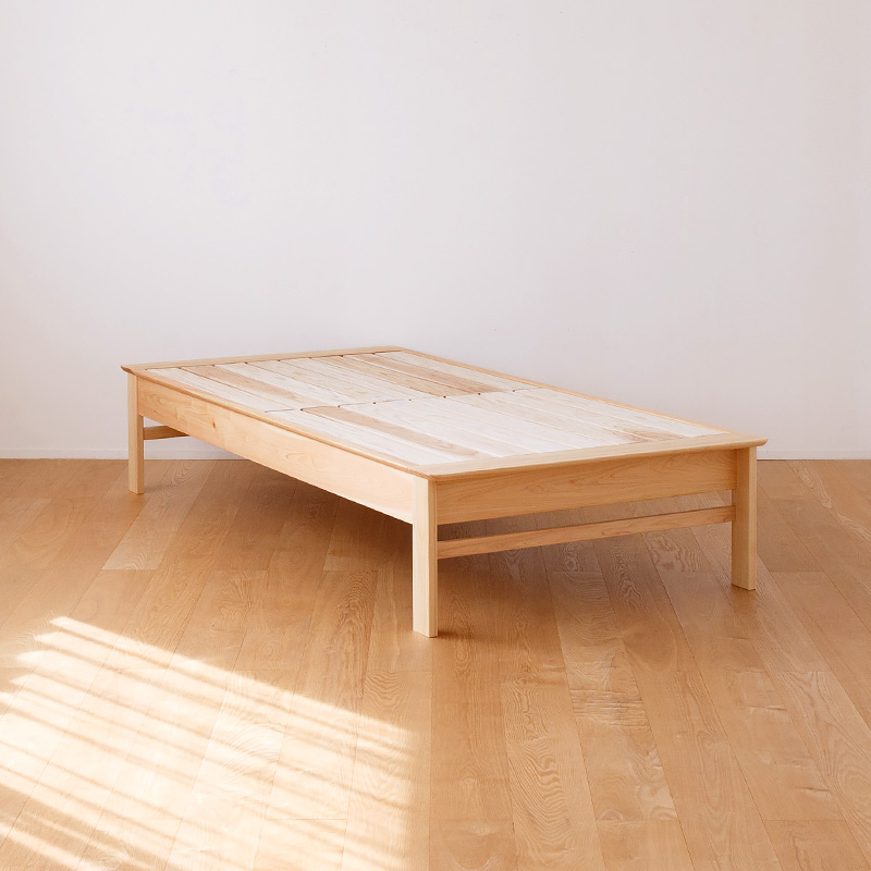 ひのきのシンプルなベッドフレーム