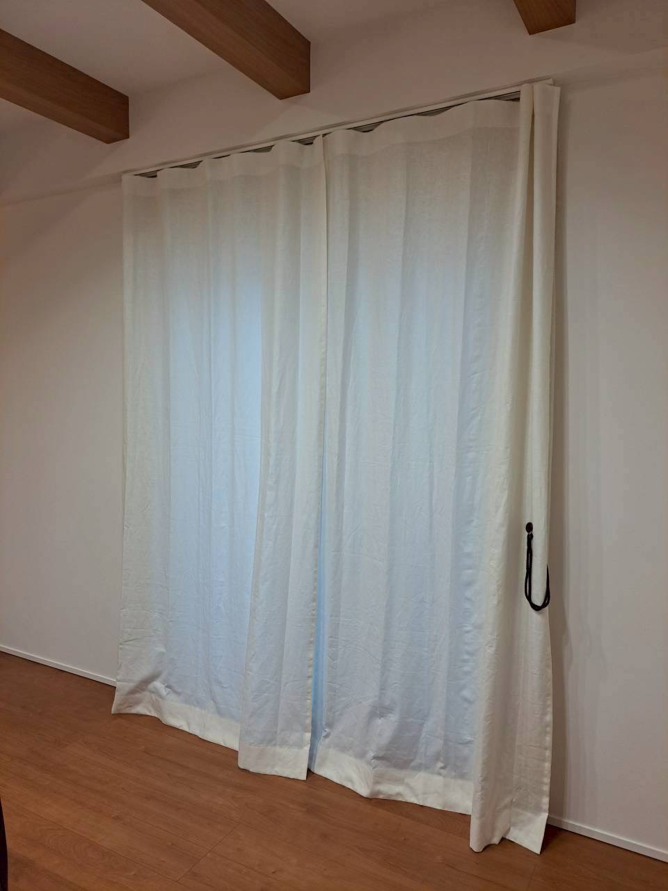 リネンカーテン