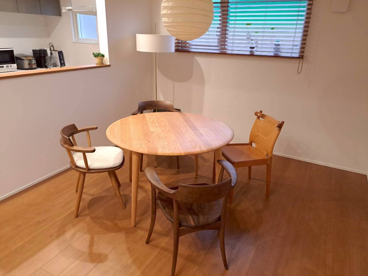 リビングテーブル、ダイニングチェア