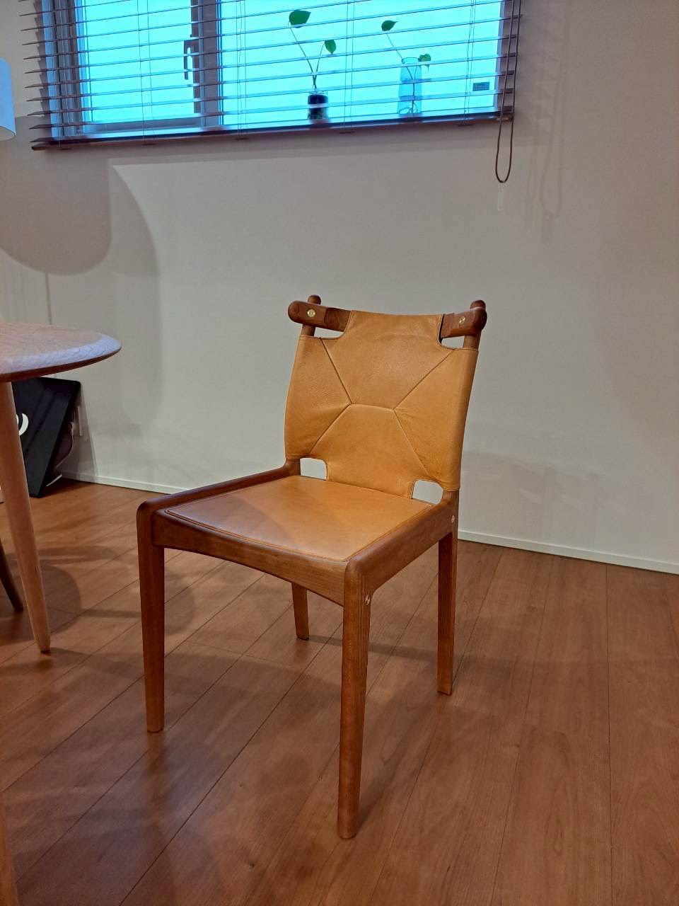 ダイニングチェア