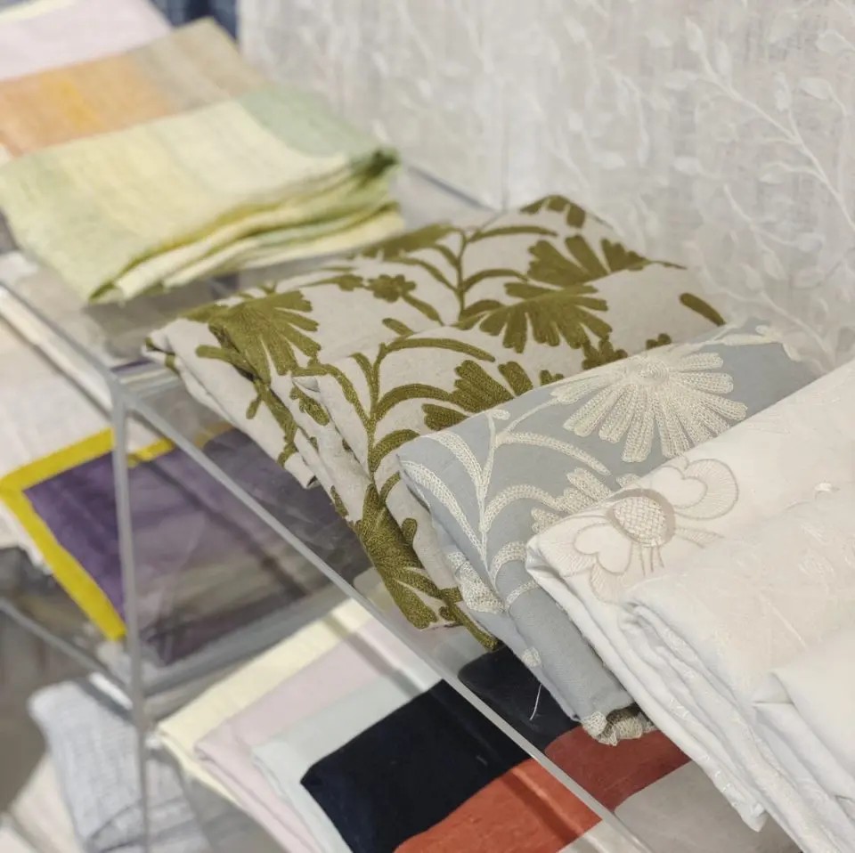 ベージュ系から刺繍まで沢山ご用意しています