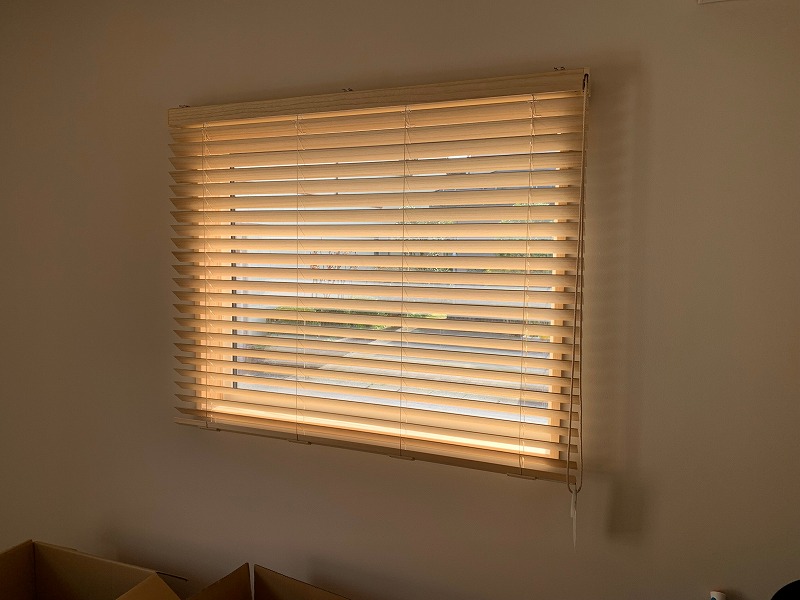 ウッドブラインド