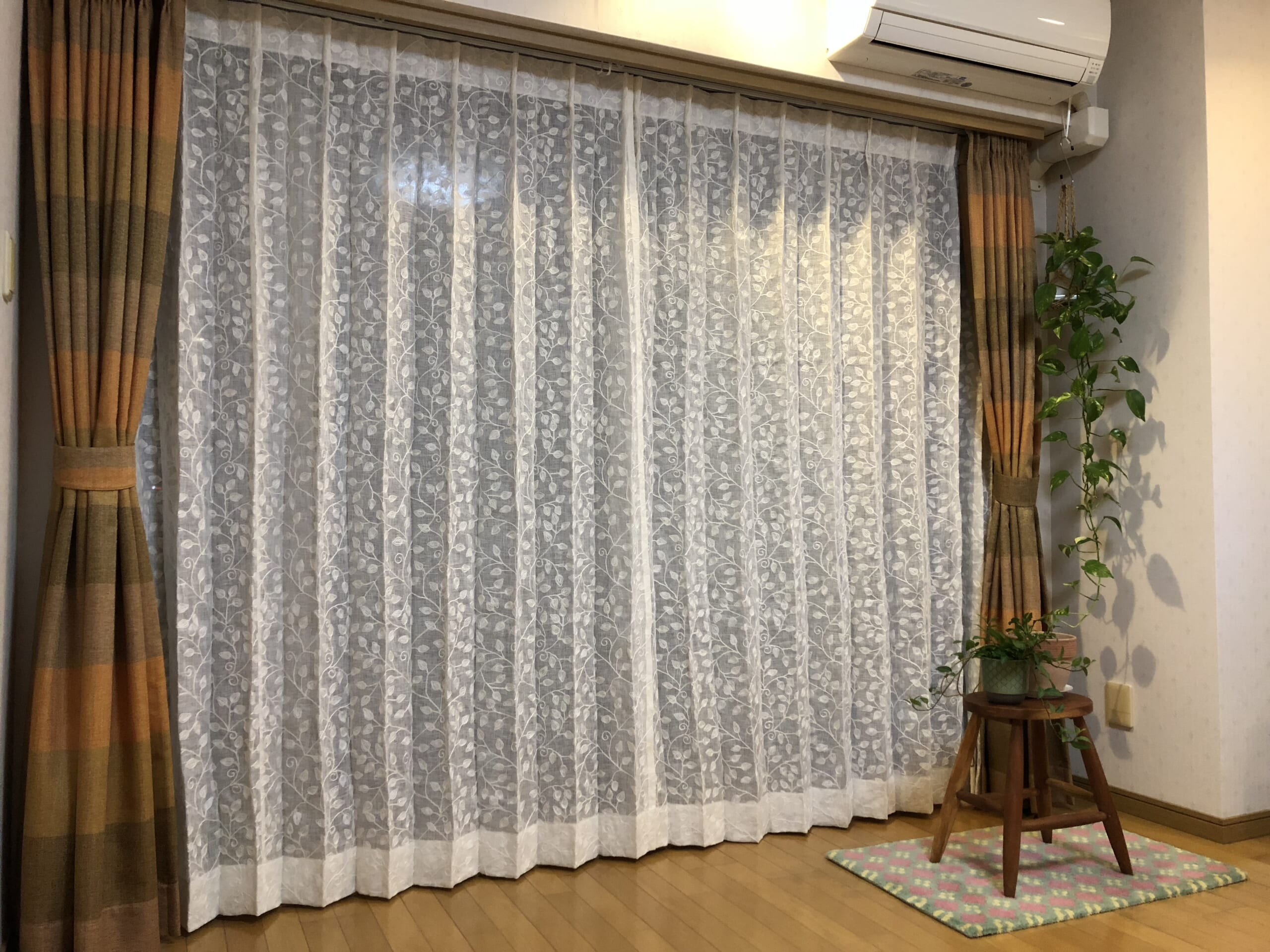 カーテン